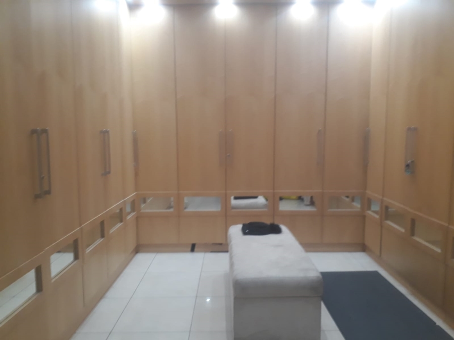 4 Bedroom Property for Sale in Zinniaville North West